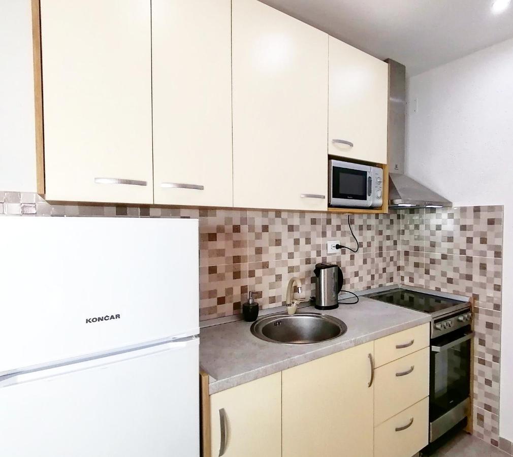 Apartmani Buljubasic Башка-Вода Экстерьер фото